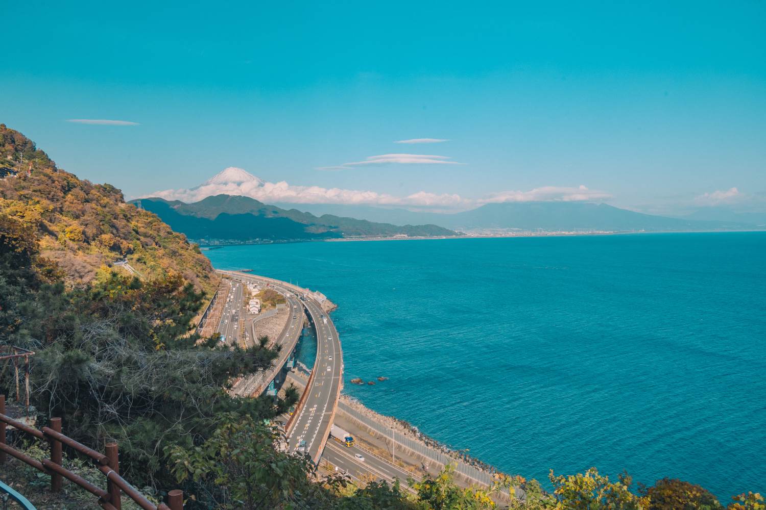 静岡】富士山と日本の大動脈眺める薩埵峠！│一人旅研究会
