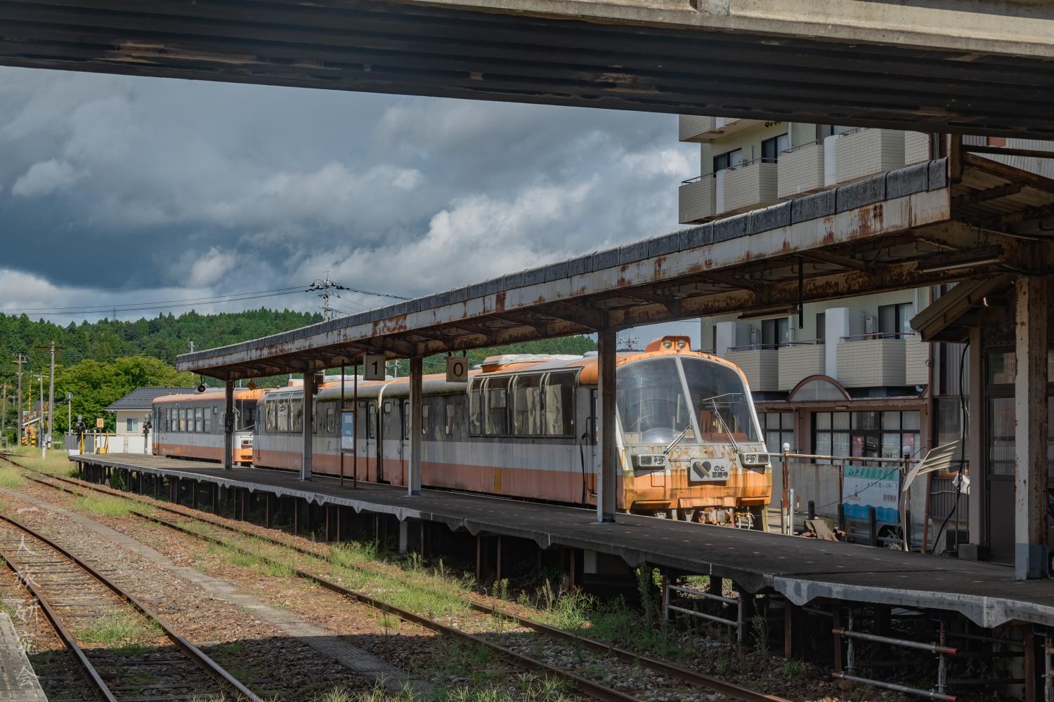 海辺の終着駅 石川】のと鉄道の終着駅、穴水駅を散策！│一人旅研究会