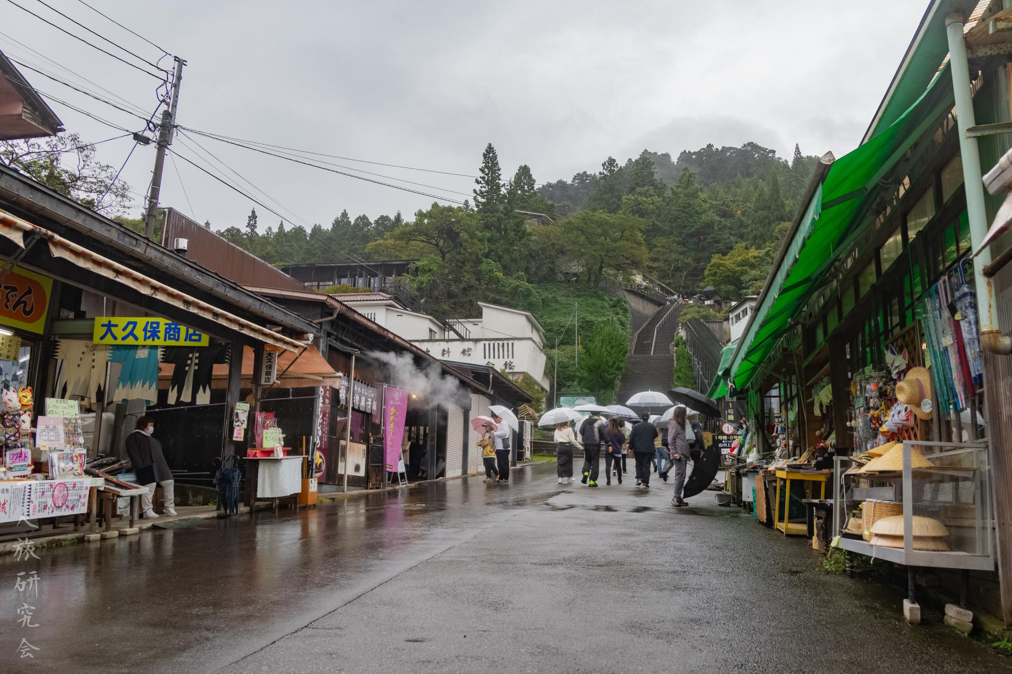 福島】不思議な構造のさざえ堂を散策！│一人旅研究会