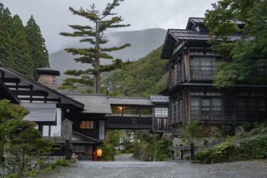 群馬】至高の木造旅館、法師温泉長寿館に宿泊！│一人旅研究会