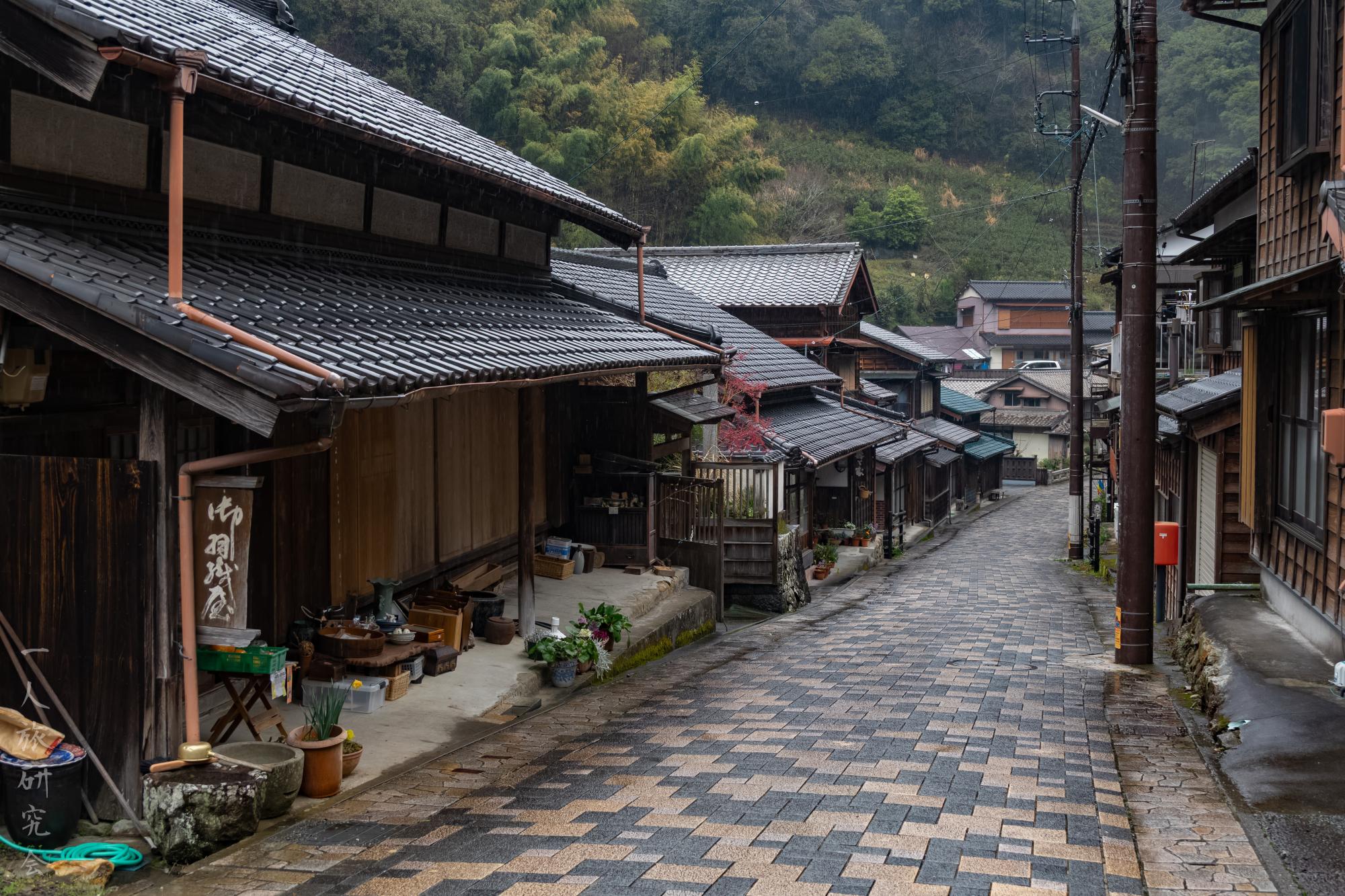 静岡】山間にある美しい町並み、宇津ノ谷を探索！│一人旅研究会